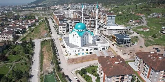 Derince Ahmet Yesevi Camii’ne estetik dokunuş haberi