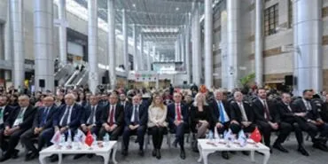 Doğaltaşa hayat veren genç tasarımcılar ödüllerini aldı haberi