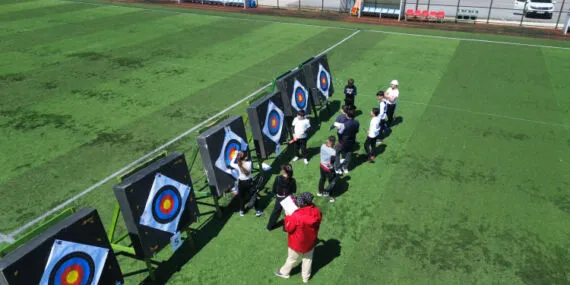 Düzce’de genç okçular hedefi vurdu haberi