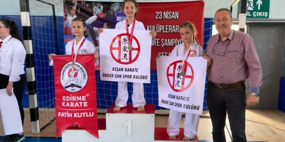 Edirne Keşan'da karatede 95 madalya ile tarihi rekor!