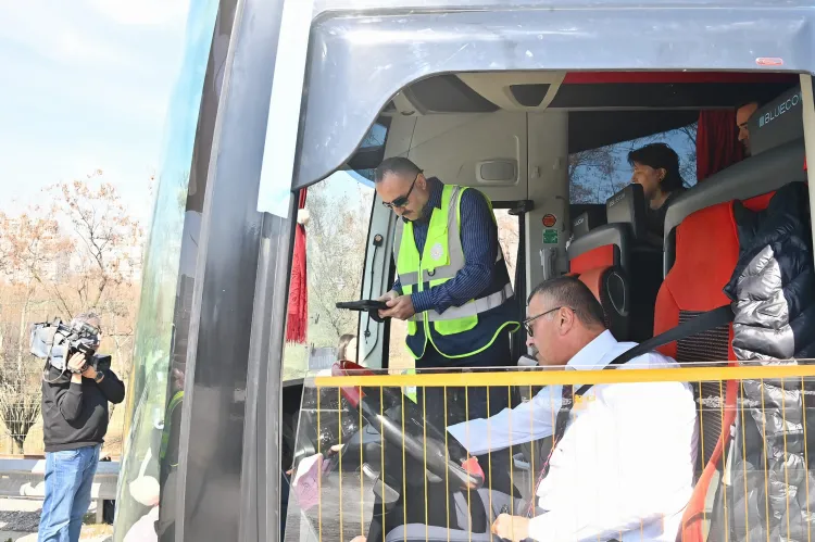 Fahiş fiyat ve korsan taşımacılığa 37,4 milyon TL ceza! haberi