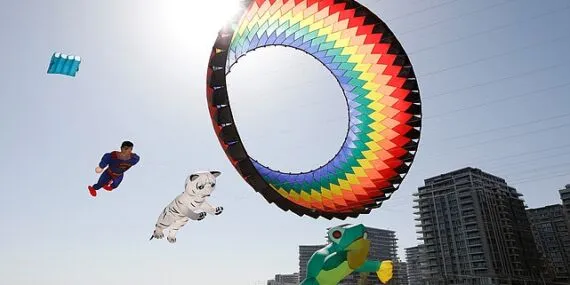 Fişekhane Uçurtma Festivali Gökyüzünü Renklendiriyor: Zahit Mungan ve Çocuklar Bir Arada! haberi