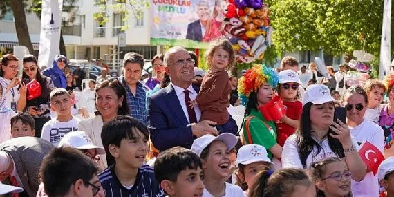 Gaziemir’i 23 Nisan coşkusu sardı haberi