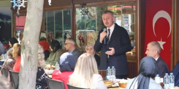 Gebze’de Başkan Büyükakın kadın esnaflarla buluştu