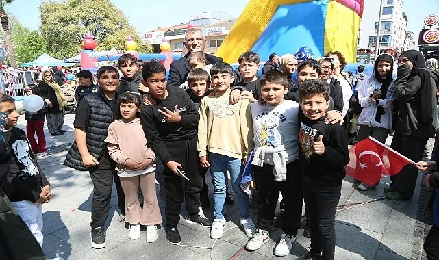 Gölcüklü Çocuklar 23 Nisan Coşkusunu Doyasıya Yaşadılar haberi