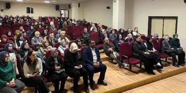 Gölcük’te kanser ve sağlık okuryazarlığı eğitimi düzenlendi haberi