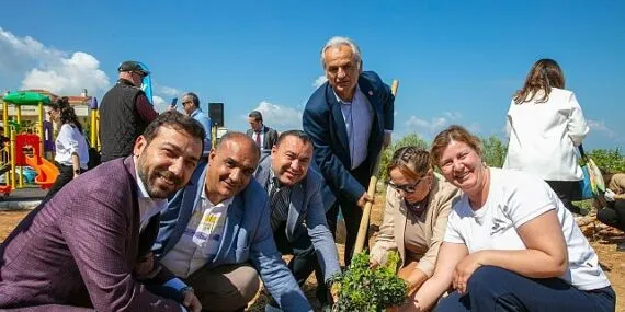 Güzelbahçe’de Sakız Ağaçları Büyüyecek haberi