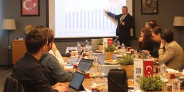 Hazır giyim sektöründen katma değer ve ihracat hamlesi çağrısı haberi