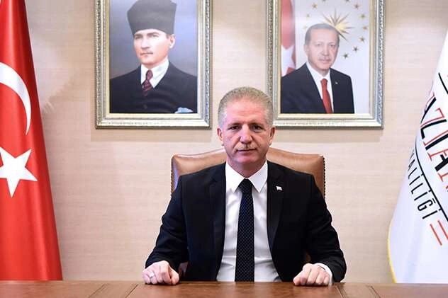 İstanbul Valisi: Toplanma çağrısı yapanlar provokasyondur! haberi