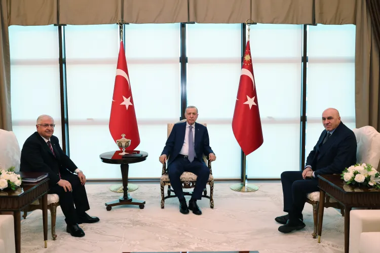 İtalya Savunma Bakanı Crosetto Türkiye'de haberi