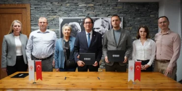 İzmir Bornova Belediyesi’nden çocuklara dijital kodlama eğitimi haberi