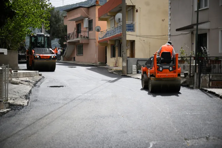 İzmir Bornova'da Kavaklıdere’ye asfalt hamlesi haberi