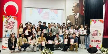 İzmir Çocuk ve Gençlik Tiyatroları Festivali 19 Nisan’da Efes Selçuk’ta haberi