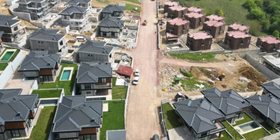 İzmit Belediyesi'nden yol iyileştirme çalışması haberi