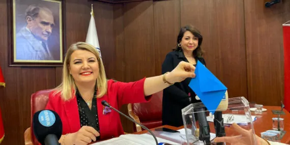 İzmit Belediyesinin encümen üyeleri belli oldu haberi