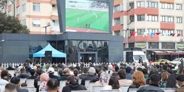 İzmit Kent Meydanı'nda Yeşil-Siyah heyecan haberi