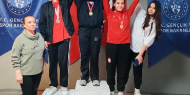 Karataylı haltercilerden büyük başarı haberi