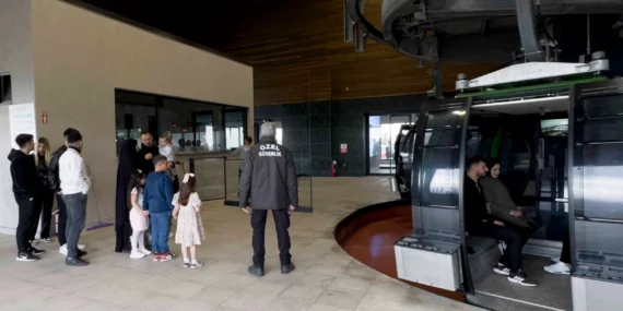 Kartepe Teleferik bayram tatilinde yoğun ilgi gördü haberi