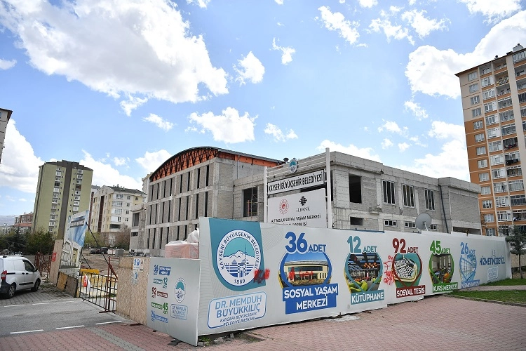 Kayseri Büyükşehir'den Altınoluk'a sosyal yaşam merkezi haberi