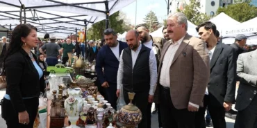 Kayseri Melikgazi'de Antika Pazarı'na yoğun ilgi haberi