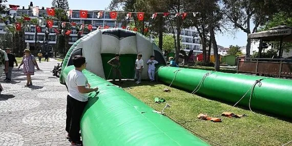 Kemer’de 23 Nisan coşkusu haberi