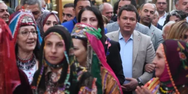 Kına gecesi geleneği Osmangazi’de yaşatıldı haberi