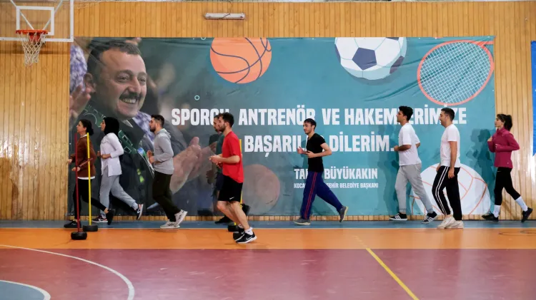 Kocaeli Büyükşehir'le kariyer yolculuğuna çıkıyorlar haberi
