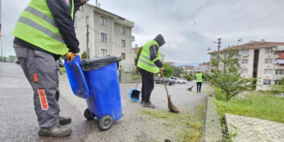 Kocaeli Gölcük'te temizlik seferberliği haberi