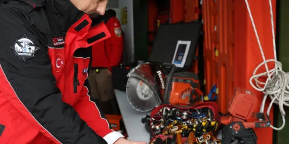 Kocaeli'de AKUT Eğitim ve Operasyon Merkezi açıldı haberi