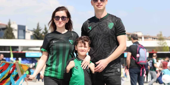 Kocaeli'de bayram sevinci ikiye katlandı haberi