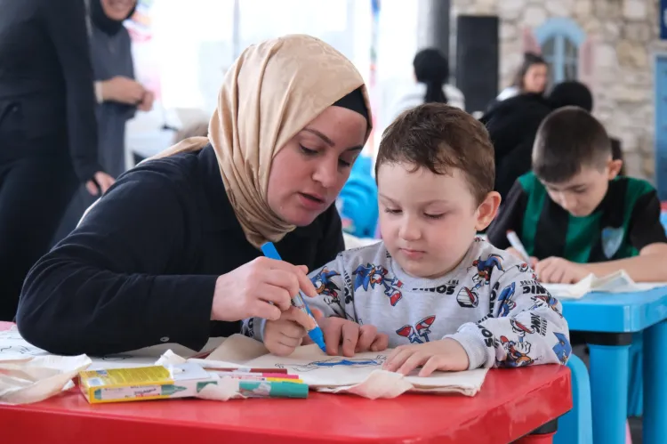 Kocaeli'den çocuklara bayram sürprizi haberi