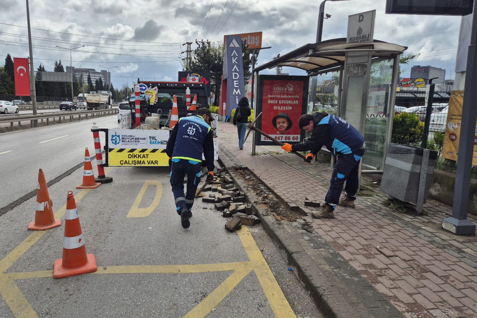 Kocaeli'den yaya yollarına konforlu dokunuş haberi