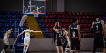 Konya Büyükşehir Belediyespor Play-Off’ta haberi