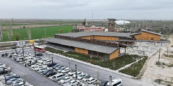 Konya Büyükşehir’e Ait Tanıtım Merkezleri Bayram Tatilinde de Gözde Mekanlar Oldu  Başkan Altay: “Herkesi Dört Mevsim Güzel Olan Konya’ya Davet Ediyorum” haberi