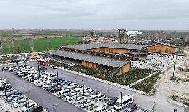Konya Büyükşehir’e Ait Tanıtım Merkezleri Bayram Tatilinde de Gözde Mekanlar Oldu  Başkan Altay: “Herkesi Dört Mevsim Güzel Olan Konya’ya Davet Ediyorum” haberi