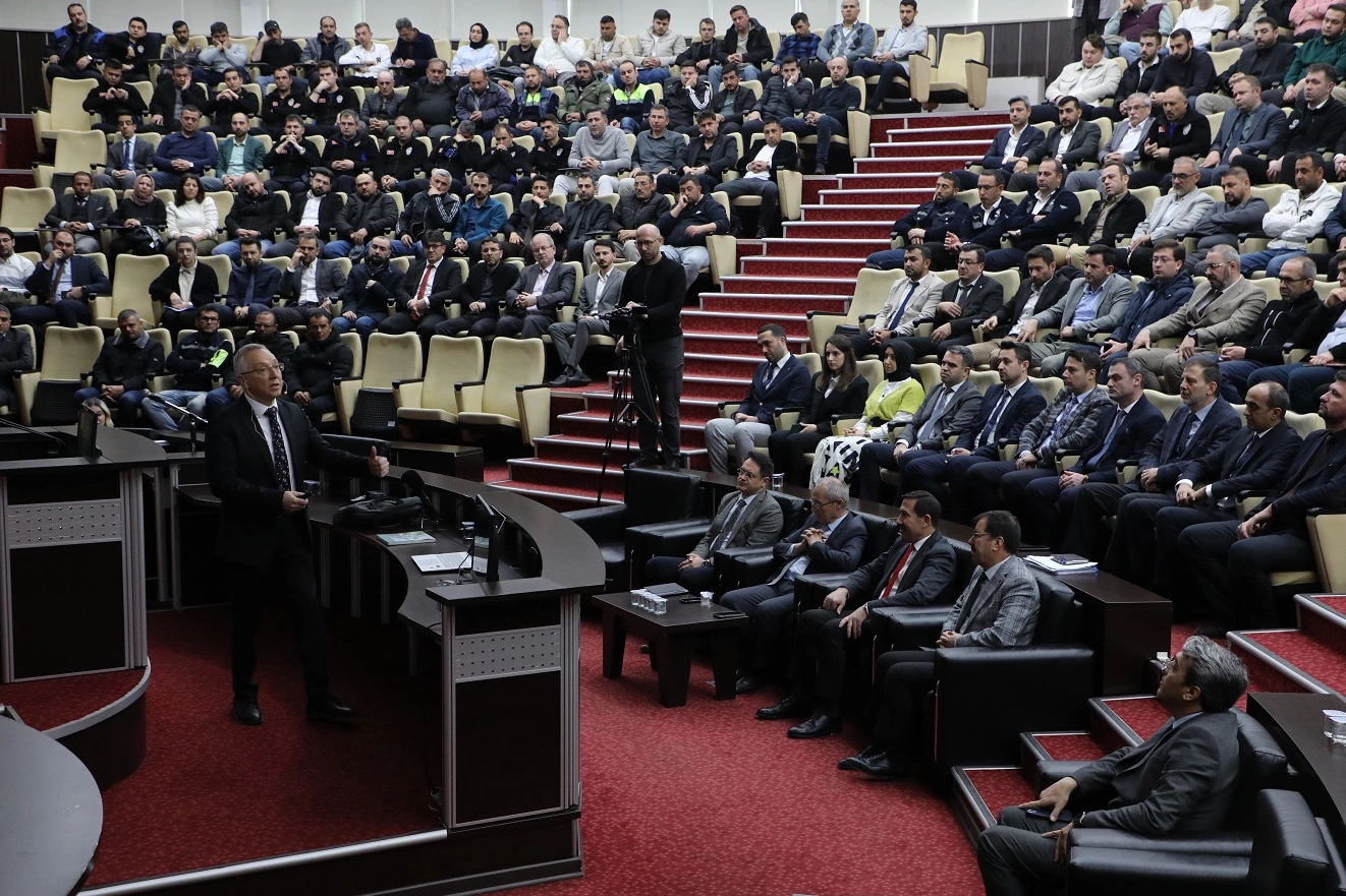 Konya Karatay Belediyesi personeline kurumsal gelişim eğitimi haberi