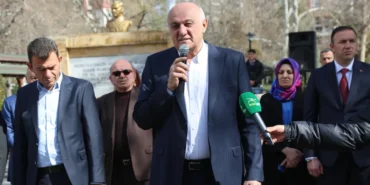 Konya şeker ailesi bayram coşkusunu paylaştı haberi