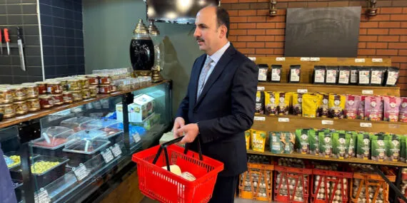 Konya'da Başkan Altay'dan esnaf ziyareti haberi