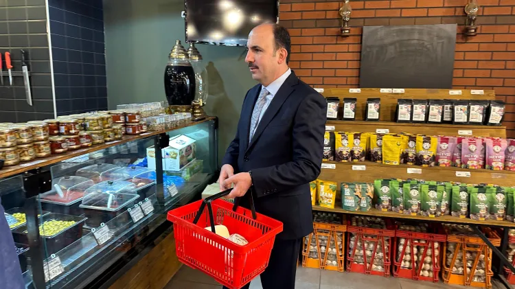 Konya'da Başkan Altay'dan esnaf ziyareti haberi