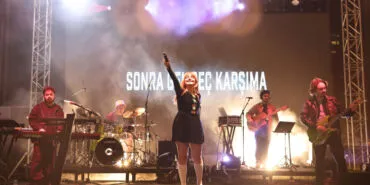 Liseli gençler müzik yeteneklerini sergiledi haberi