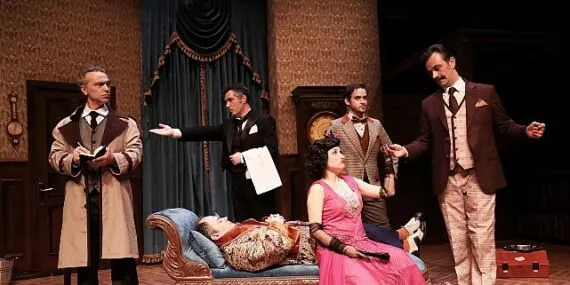 Londra’dan Broadway’e Bol Ödüllü Komedi “Yoldan Çıkan Oyun” Seyirciyle Buluşuyor haberi