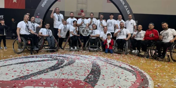 Malatya'da Tekerlekli Basketbol Takımı 1. lige yükseldi haberi