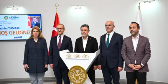 Malatya’da zirai don mağduriyeti! Bakan Yumaklı’dan ilk ziyaret haberi