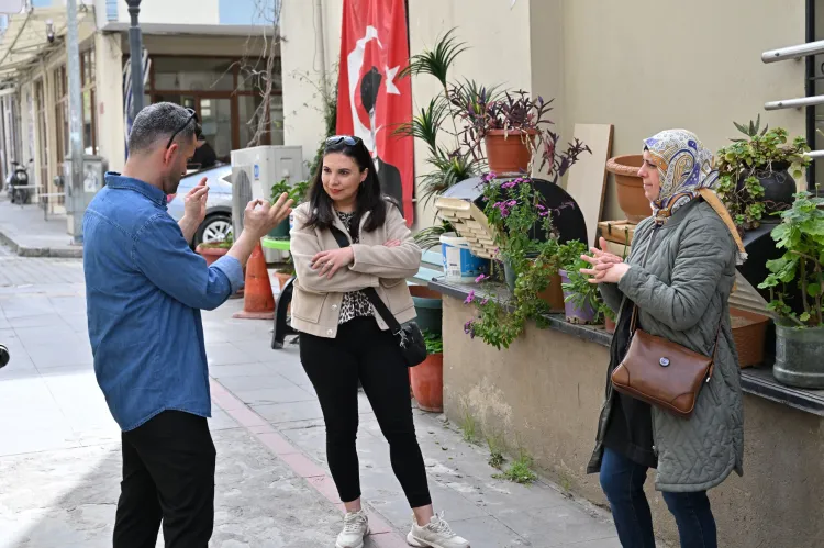 Manisa Büyükşehir'den işitme engellilere destek haberi