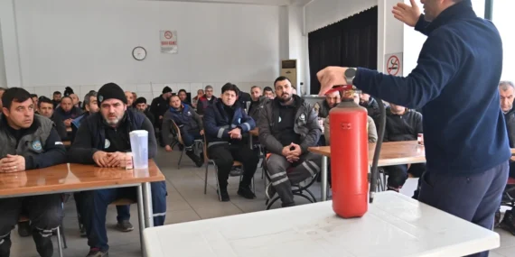Manisa İtfaiyesi’nden üç ayda 62 bin 451 kişiye yangın eğitimi haberi