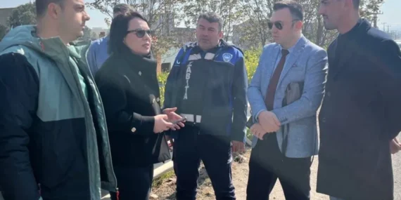 Manisa Turgutlu’da yola dökülen atık için yasal süreç başlatıldı haberi