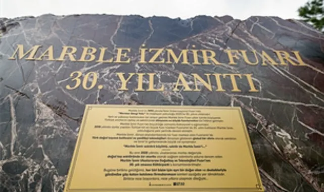 Marble İzmir’in 30’uncu yılına özel anıt Kültürpark’ta açıldı haberi