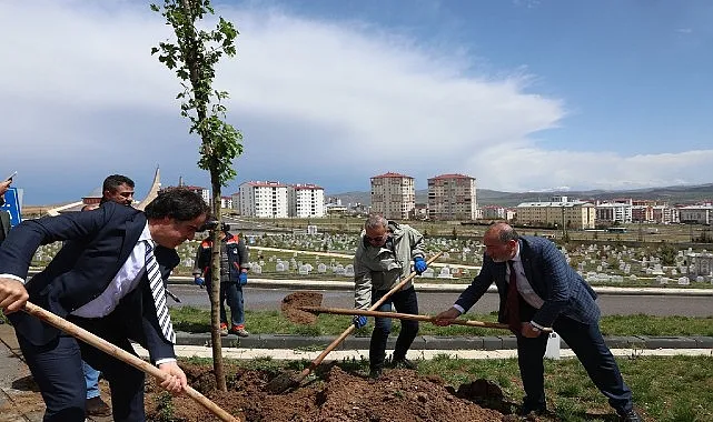 Minik Meleklerin Mezarlarında Anlamlı Düzenleme haberi