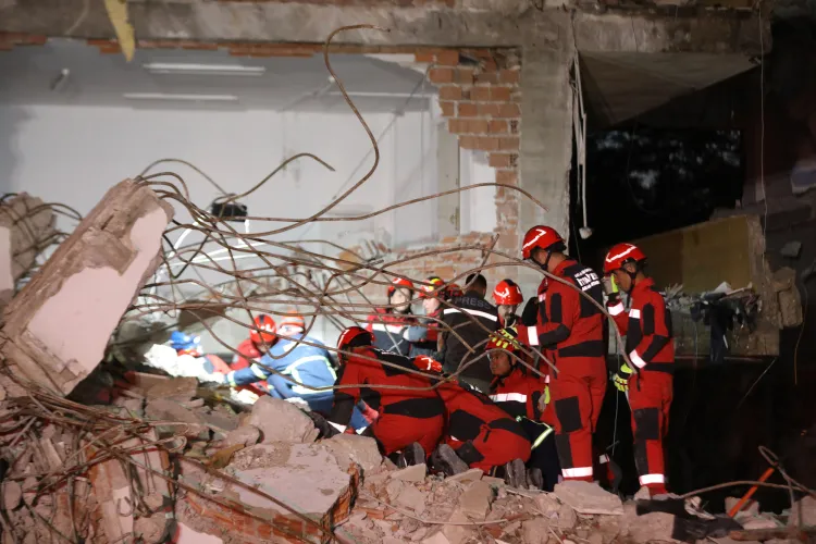 Muğla'da gerçeği aratmayan deprem tatbikatı haberi