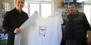 Muğla’da babalar çocukları için aynaya bakıyor haberi